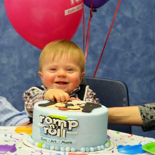 Romp n' Roll is the perfect kids birthday party venue in Raleigh that takes care of everything from set up to clean up.