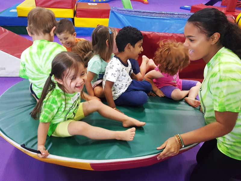 Nothing can replace the benefits of socialization for kids - sign up for a class with Romp n' Roll Pittsburgh East today!
