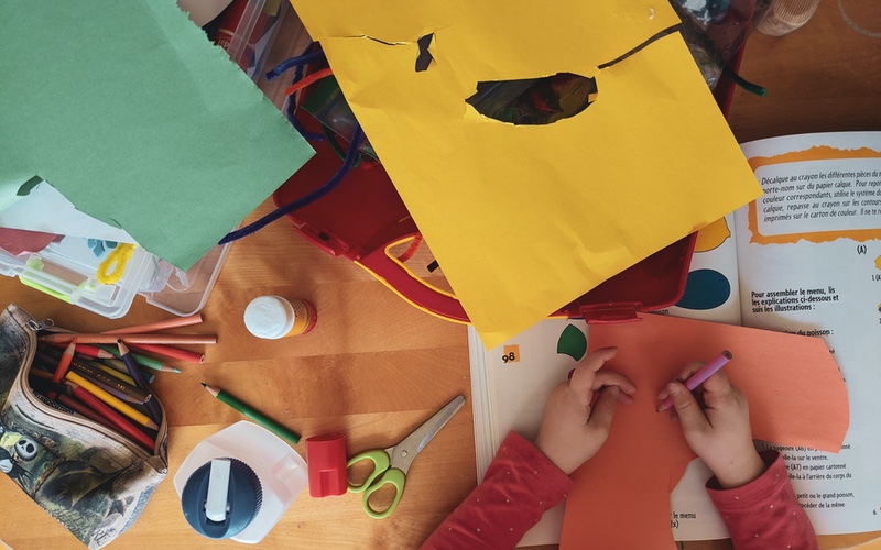 Romp n' Roll offers a variety of classes for toddlers in Willow Grove that focus on creativity.